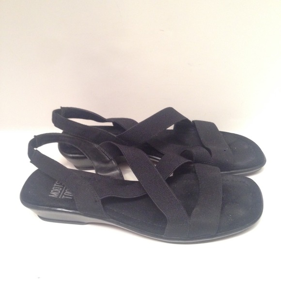 mootsie tootsie sandals elastic