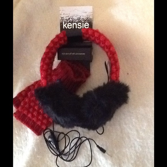 Kensie Tech Earmuffs and Hand Warmers❄️❄️