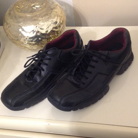 Rockport black leather shoes.  Size 10M