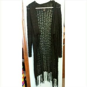 Knitted fringed cardigan