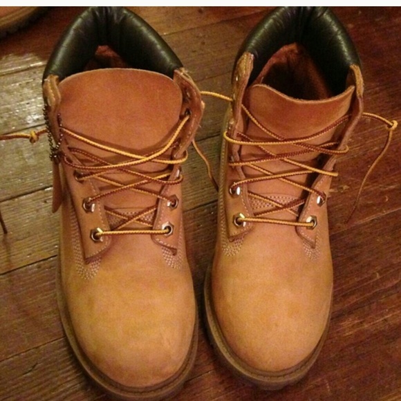 Tims 4.5 Willing to trade for bigger size