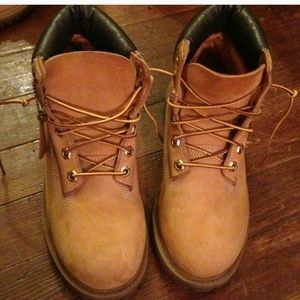 Tims 4.5 Willing to trade for bigger size