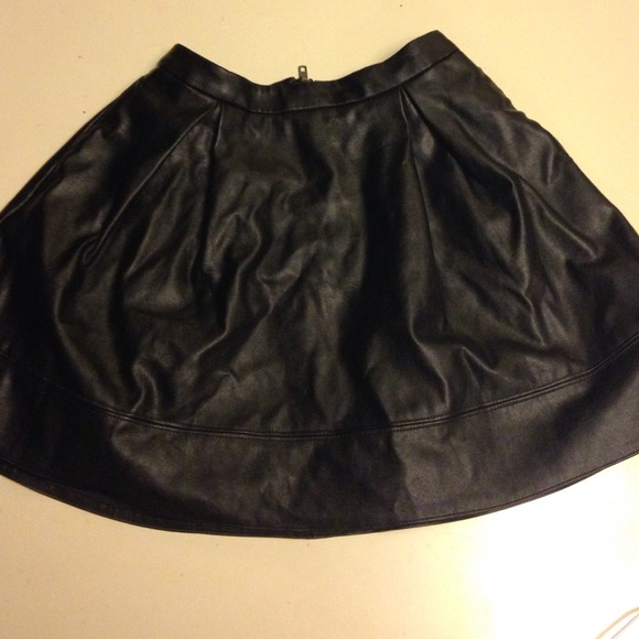 Leather skirt