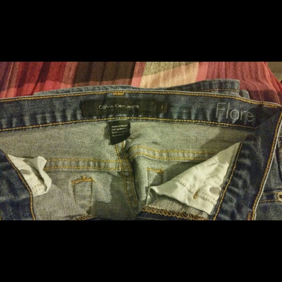Calvin Klein Jeans - Picture 2 of 2