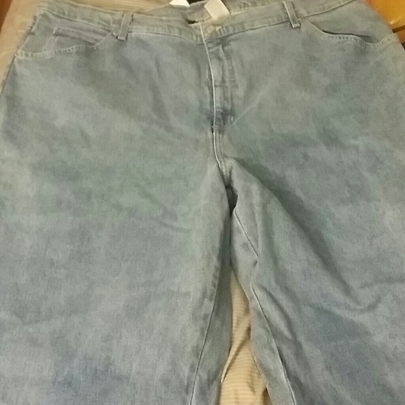 New Blue Jeans Straight Leg Plus sz 26