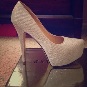 Princess Platform Pumps! 👠