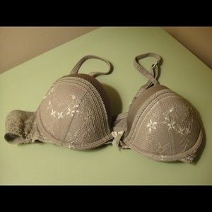 Aerie bra Paige style light pushup 34A