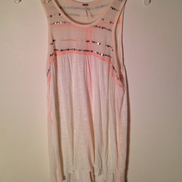 Free People Tops - Cute Free People Top/Flowy Tank!
