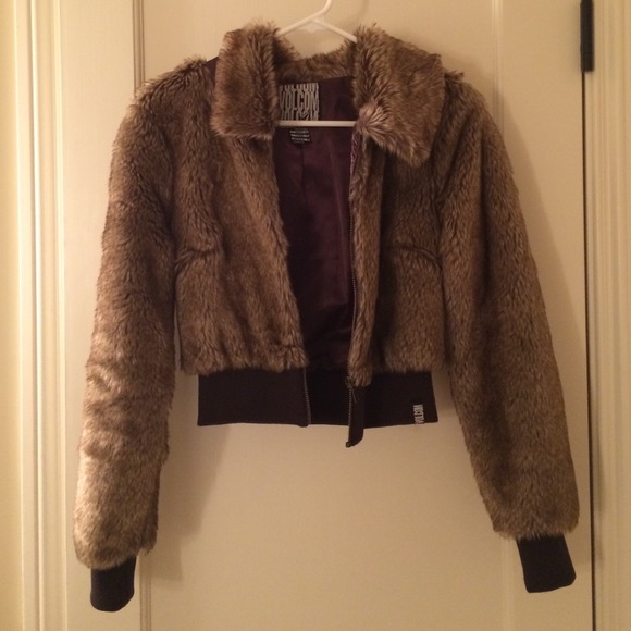 Cropped Faux Fur Bomber Jacket