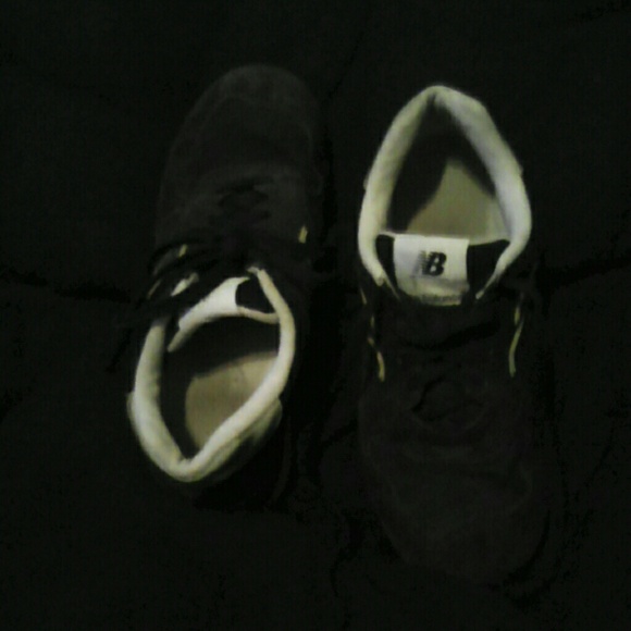 New balance nave blue shoes