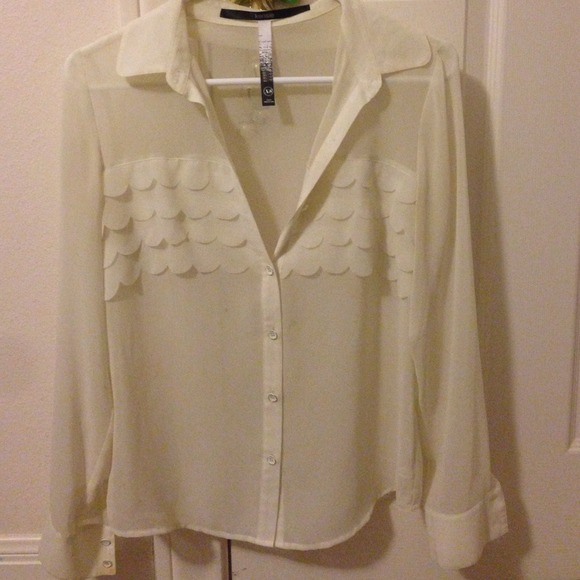 Kensie sheer chiffon blouse