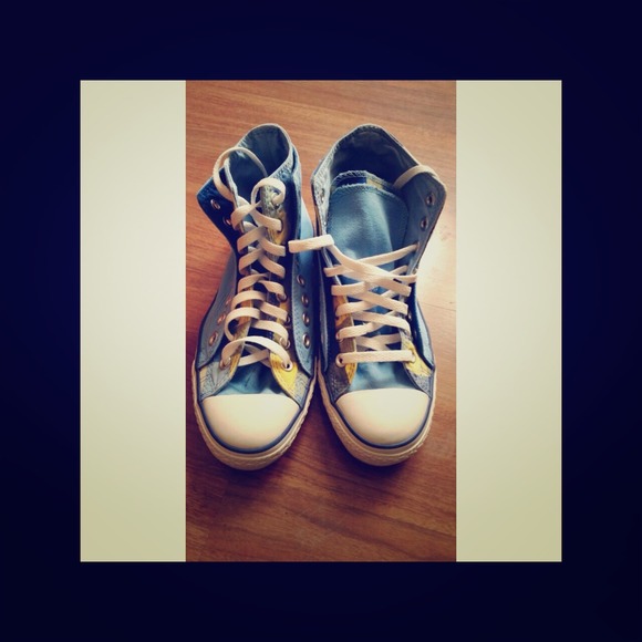 Double layer blue and yellow plaid converse