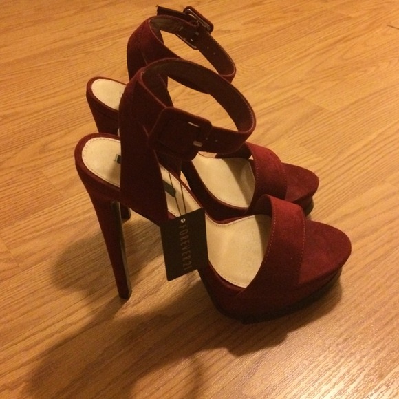 Dark Red High Heels 💋 - Picture 2 of 2