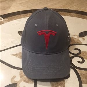 Tesla hat