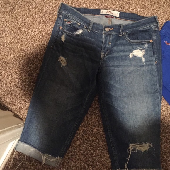 Bundle pack Hollister capris and shorts size 9 - Picture 2 of 4