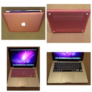 🚫SOLD Macbook pro 13" with pink case and keyboard
