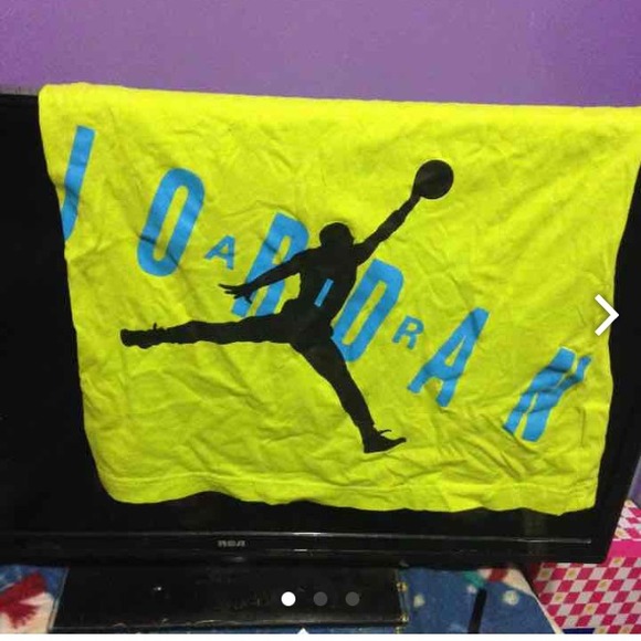 Jordan shirt