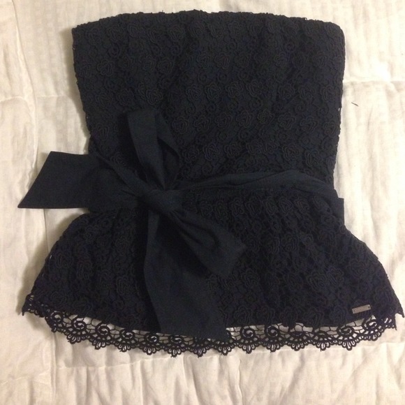 Gilly hicks strapless lace top