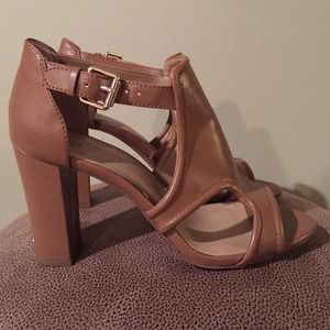 Julianne Hough for Sole Society heels