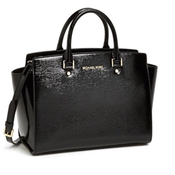 SOLDDD****Michael Kors Black Patent Selma