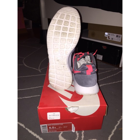 Nike Roshe Runs - Picture 3 of 3