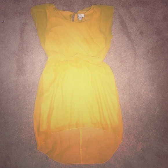 Yellow cute dress