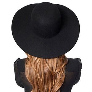 Black wool floppy hat