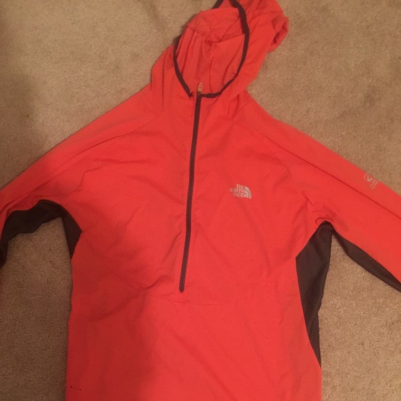 Woman's North Face  jacket(SOLD)
