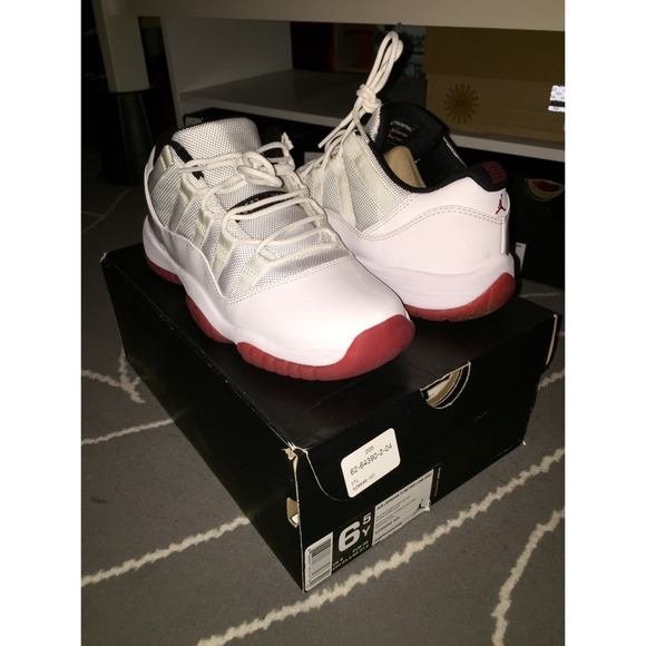 Jordan Cherry low 11s