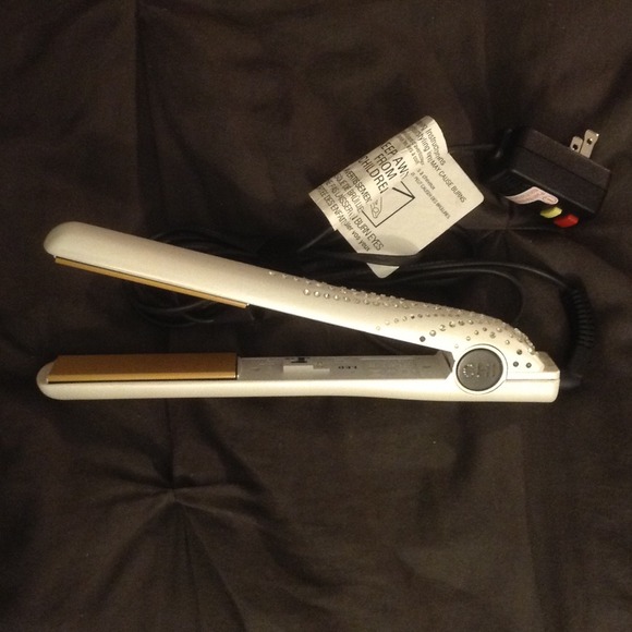 *PRICE REDUCED* Chi Flat Iron