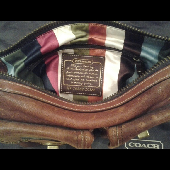 SOLD OUT !!COACH LEATHER LEGACY SATCHEL - Picture 2 of 4