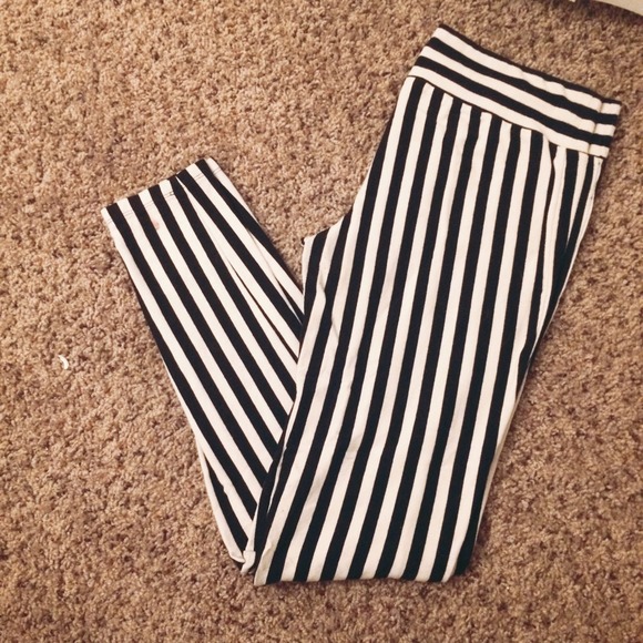 Black & White Stripped Pants