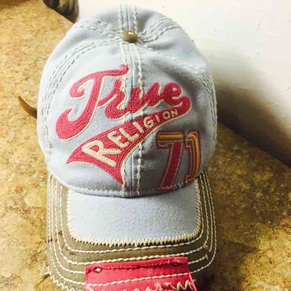Authentic true religion hat