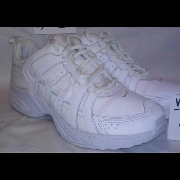 Womens Nikes size 5