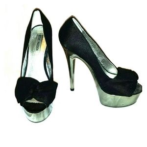 Steve Madden black heels