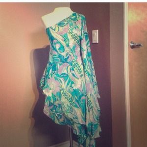 Stunning one shoulder tunic top! Retro Summer!