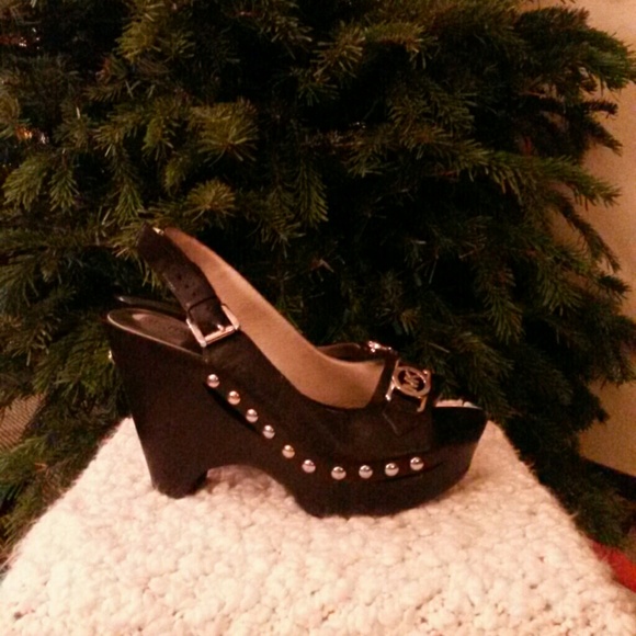 Micheal kors Studded Wood Heels size 8