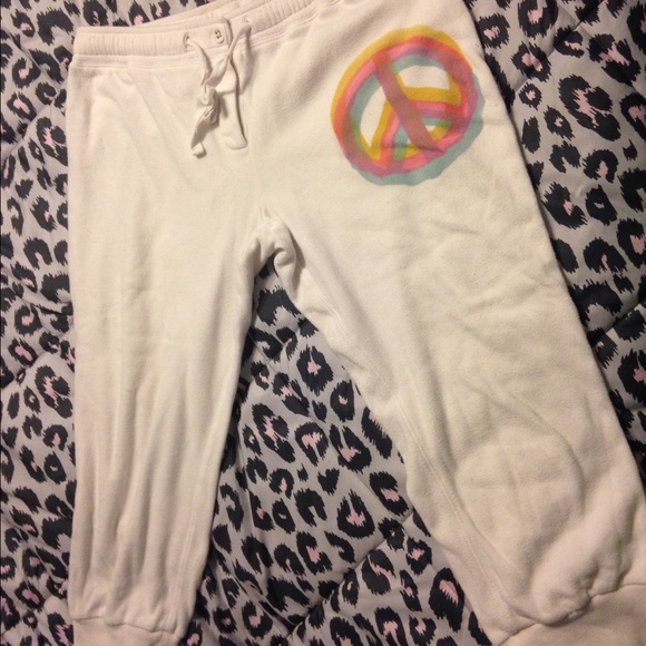 🚫SOLD🚫VS pink capris