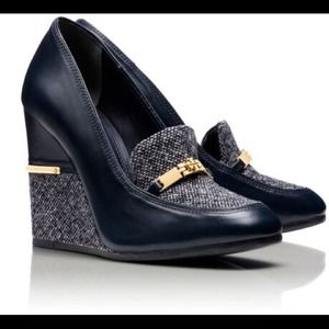 *NEW* Black Tory Burch Cherie Wedges!!!