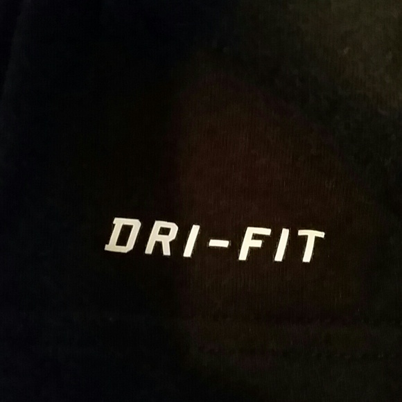 Nike Dri-fit baseball T-shirt - Picture 4 of 4