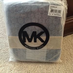 Authentic iPad case(fits iPad 2)