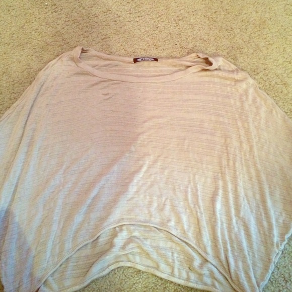 Crop top.