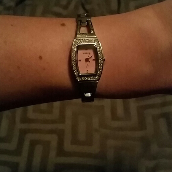 FOSSIL watch - Picture 3 of 3
