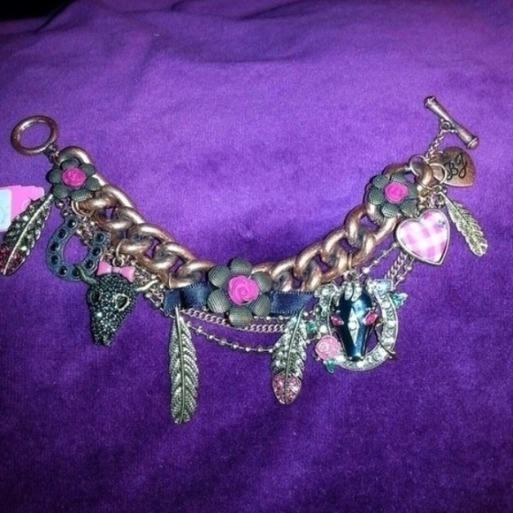 Betsey Johnson Lady Luck Bracelet