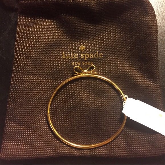 Kate Spade Bow Bangle w/ clasp