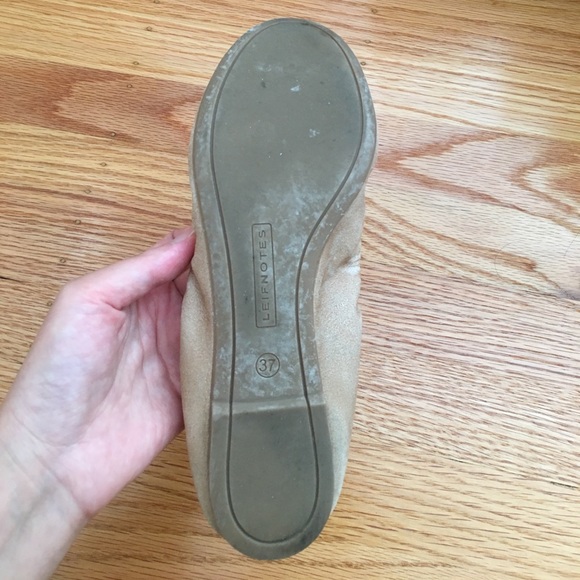 Handpainted Taika Flats - LeifNotes - Picture 5 of 7