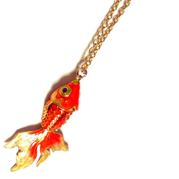 Guess long necklace