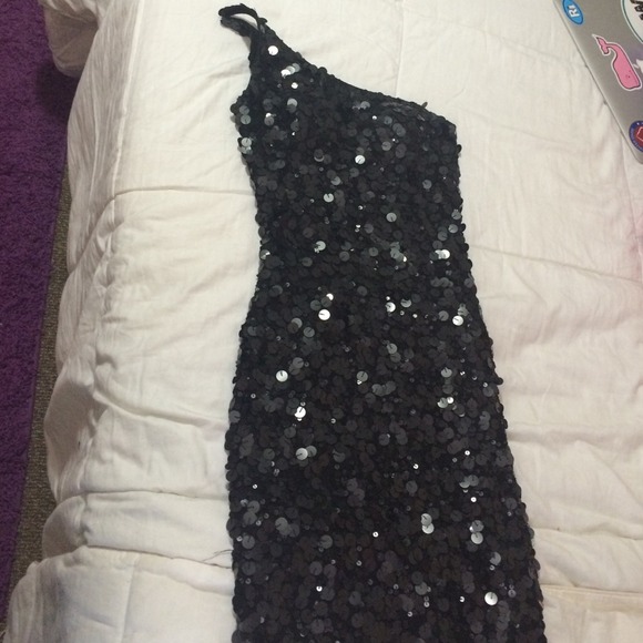 Beautiful black sequin dress