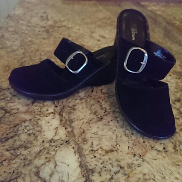 Donated Black Suede Maryjane Slip ons 7 - Picture 1 of 3