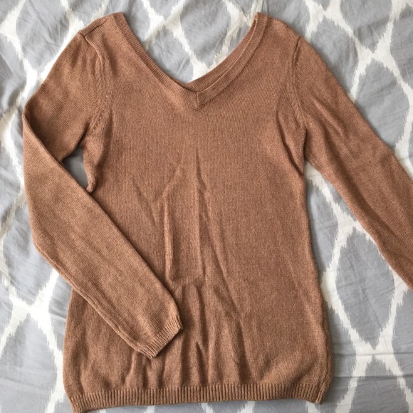 Double v sweater - camel - Picture 2 of 3